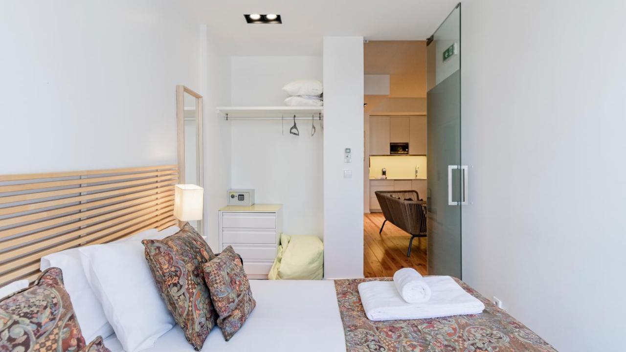 Fernandes Tomas 424 By Lovelystay Porto Exterior photo